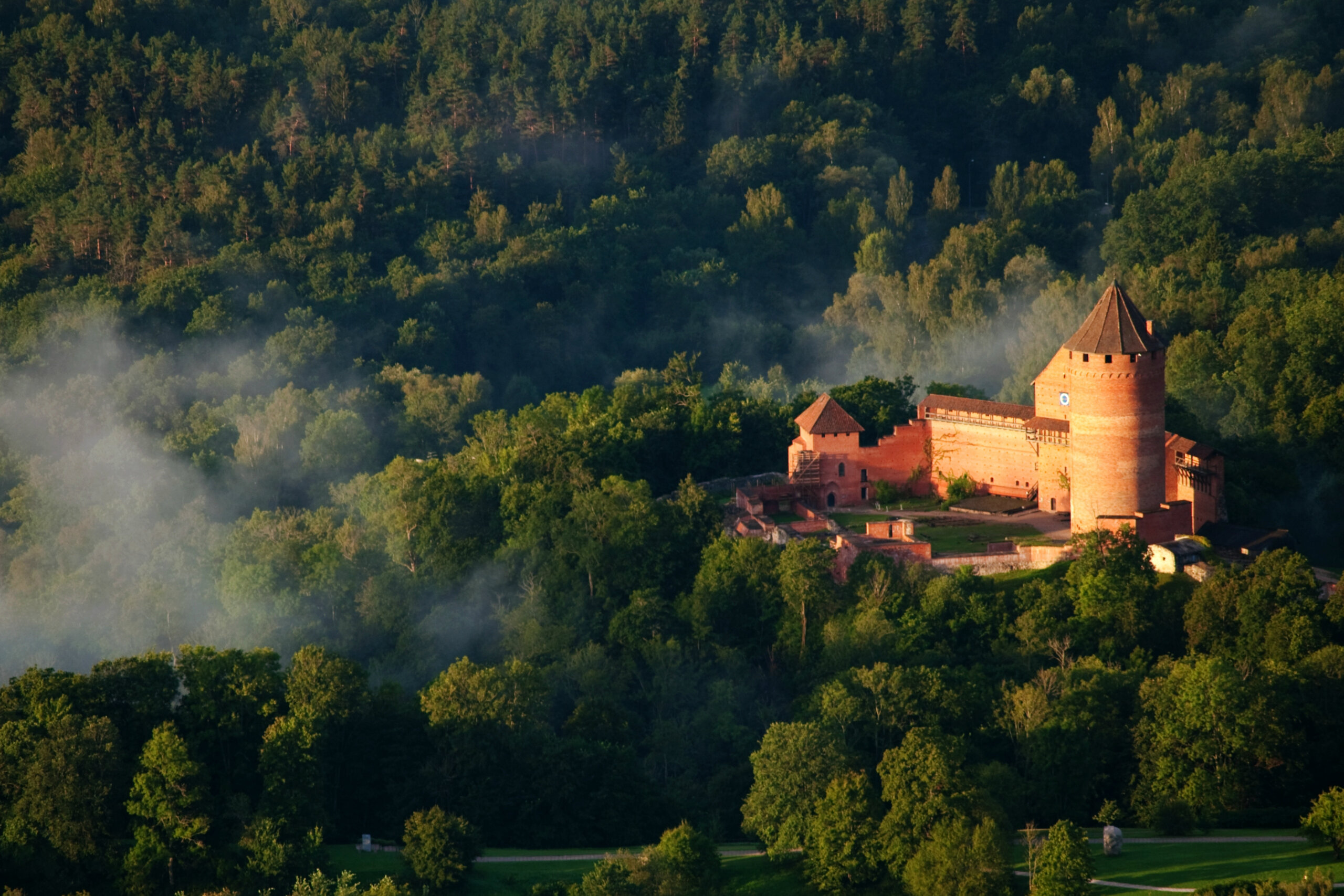 Latvia: Sigulda, Turdai Castle